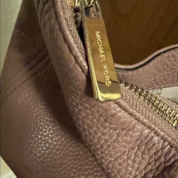 Michael Kors Leather Shoulder Bag - Picture 4 of 8